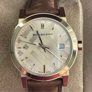 *Authentic* Burberry Watch. Perfect Condition “Beautiful”